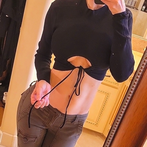 Tiger Mist Tops - Tiger Mist Helena Long Sleeve Black Reversible Knit Top, XS